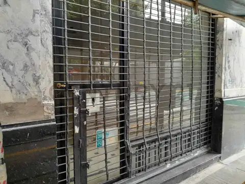 ALQUILER LOCAL COMERCIAL MULTIRUBRO A LA CALLE EN BALVANERA