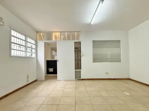 Oficina en Alquiler al Este