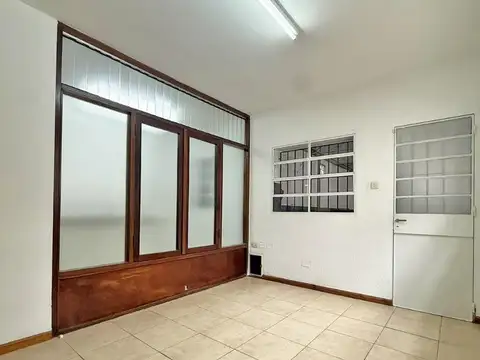 Oficina en Alquiler al Este
