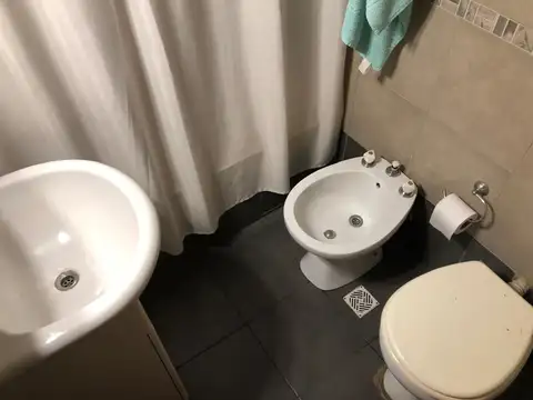 depto tipo casa al fte 3 amb y cochera