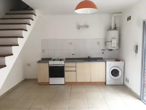 Departamento en Alquiler con 1 cocheras