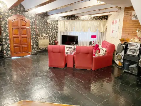 Casa en Venta en Remedios De Escalada, USD 249.000