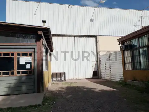 Century 21 vende galpón comercial, industrial y vivienda