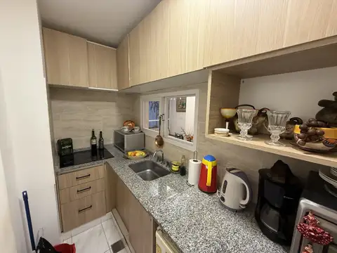 Dpto 2 amb. GRAN OPORTUNIDAD PARA INVERSORES- VENTA DE NUDA PROPIEDAD- USO PROFESIONAL