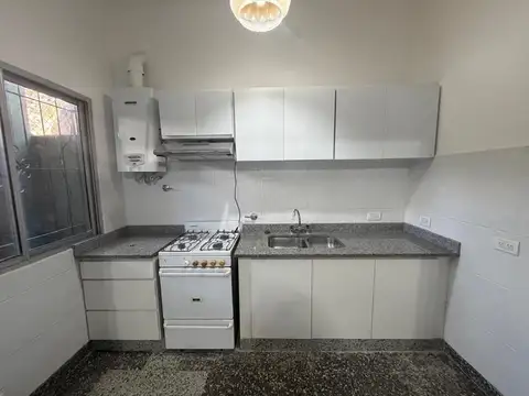 Depto Tipo Casa en Alquiler de 3 dormitorios