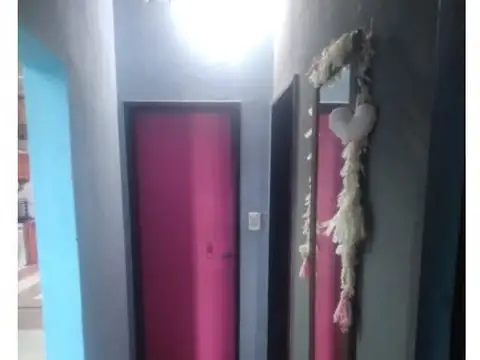 VENTA- CASA  3 AMB, CON QUINCHO, PISCINA, JARDIN Y PATIO- VIRREY DEL PINO