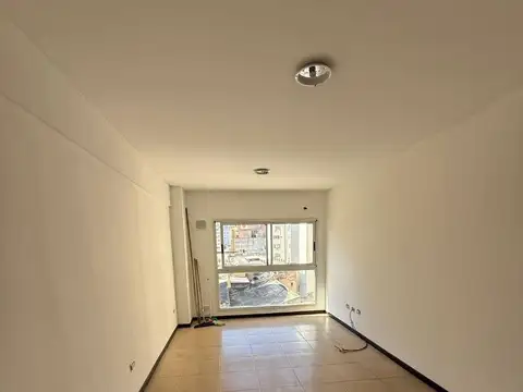 Buenos Aires 1079 , Piso 5