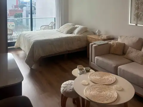 Departamento en Alquiler de Monoambiente