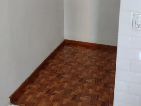 Depto Tipo Casa en Venta en San Justo, USD 33.000