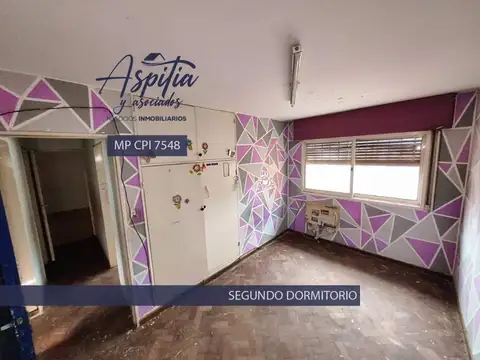 Casa en Venta con 4 cocheras