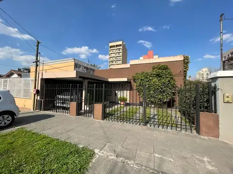 Juan B. Alberdi 1000