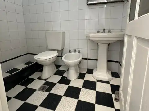 Depto Tipo Casa en Alquiler 66 años
