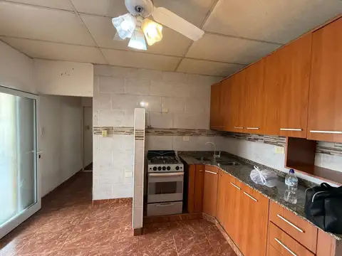 Depto Tipo Casa en Alquiler de 1 dormitorio