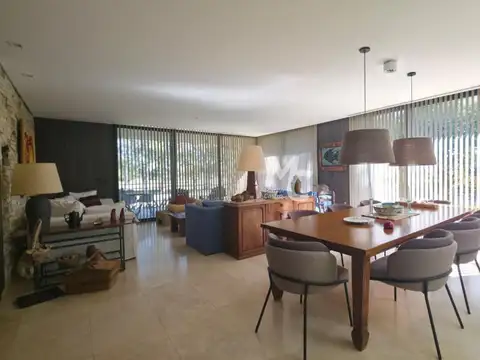 Casa 3 ambientes con 3 baños