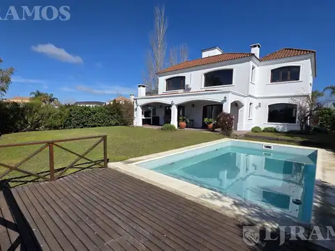 Casa en Venta de 4 dormitorios
