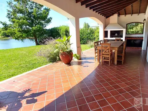 Casa en Venta en Villanueva, USD 520.000