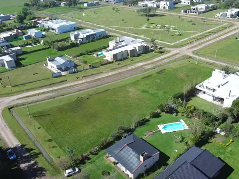 TERRENO EN ESQUINA BARRIO AIRE Y SOL AVELLANEDA