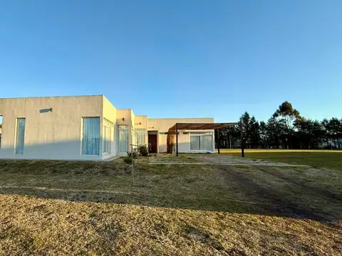 Casa en Alquiler de 3 dormitorios
