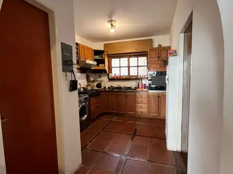 Depto Tipo Casa en Venta en Villa Adelina, USD 120.000