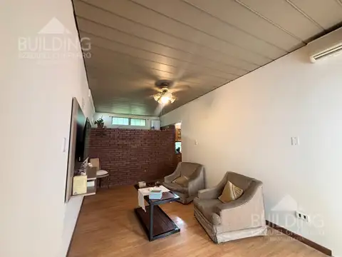 Depto Tipo Casa 5 ambientes con 1 baño