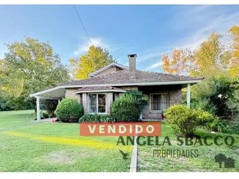 Excelente Casa en Parada Robles.