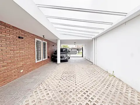 Casa en Venta en Ituzaingo, USD 160.000
