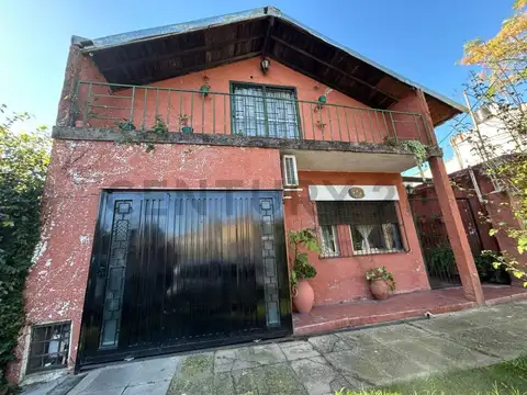 VENTA   CASA   5   AMBIENTES     MUÑIZ