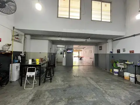 Importante local comercial