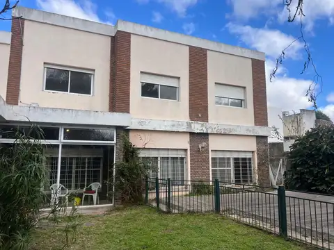 Castro barros al 300