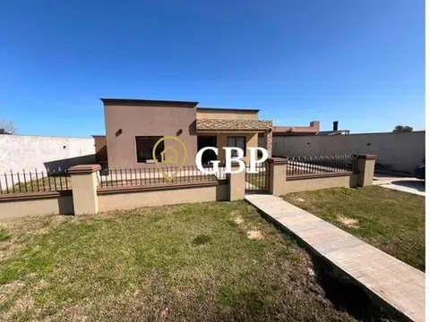 Casa en venta en Canning Barrio Los Sauces