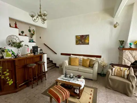 Depto Tipo Casa en Venta de 3 dormitorios