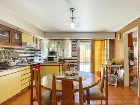 Depto Tipo Casa en Venta 30 años