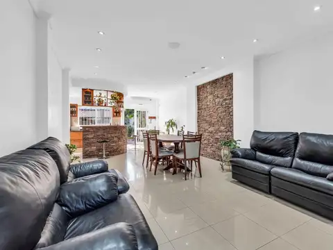 Casa en Venta en Ituzaingo, USD 400.000