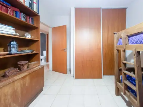 Departamento 4 ambientes con 2 baños