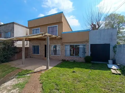 CASA EN VENTA, LEZICA Y TORREZURI- LUJAN