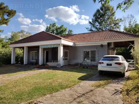 Venta. Casa 4 Ambientes con Quincho Incorporado Y Pileta. Country El Jagüel, Fátima, Pilar