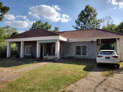 AUR. Venta. Casa 4 Ambientes  mas Quincho Incorporado y Pileta. El Jagüel, Pilar
