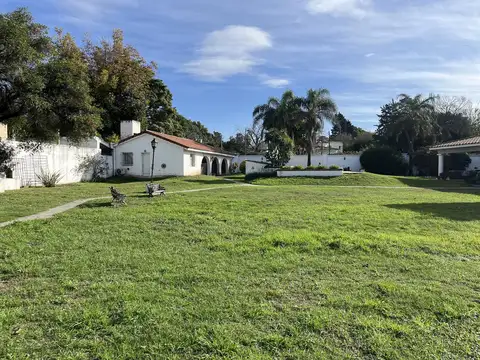 Casa 6 ambientes con 6 baños