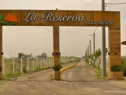 Terreno en  La Reserva del Oeste Etapa 1