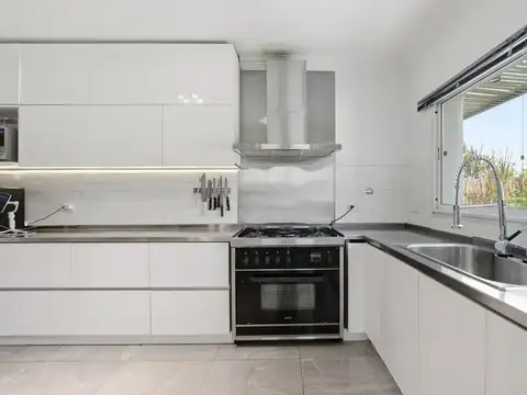 Casa en Venta en Altos De Manzanares, USD 320.000