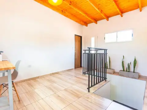 Depto Tipo Casa en Venta con 1 cocheras