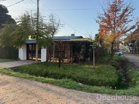 Las Madreselvas
