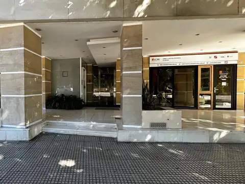 Oficina en Alquiler en Av del Libertador 7600