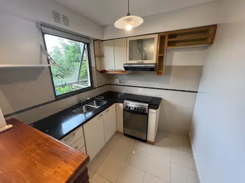 Departamento en Alquiler con 1 cocheras
