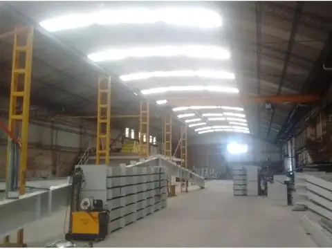 Galpón 1800m2 en 1 Planta