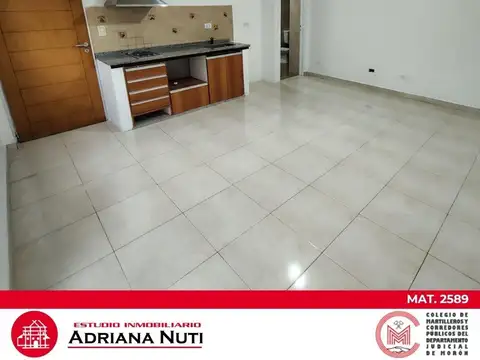 MORON ALQUILER MONOAMBIENTE CON COCHERA TECHADA