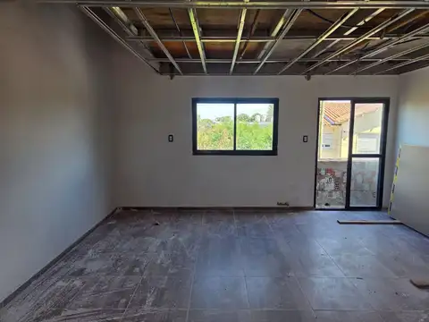 Depto Tipo Casa en Venta de 2 dormitorios