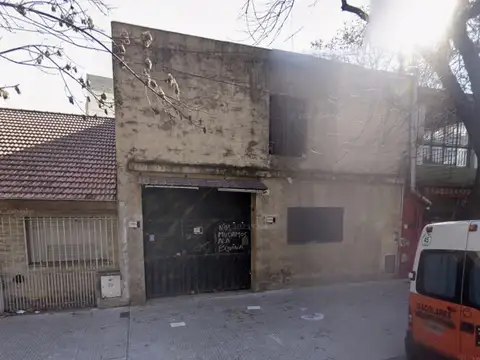 Terreno en Venta en Flores, USD 210.000