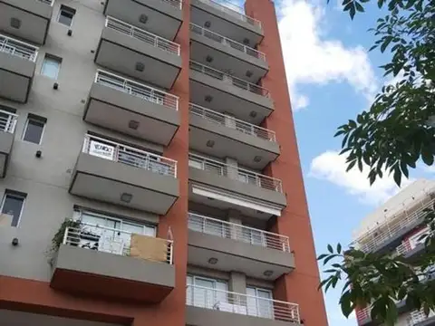 Departamento de 2 ambientes Moron Sur