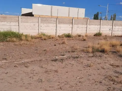 LOTE EN VENTA 240m2, aprox  PERDRIEL LUJAN DE CUYO